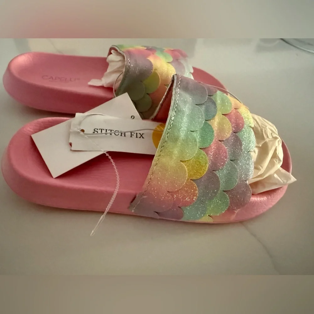 Capelli New York Size 1/2 Capelli New York Girls Fashion Pool Slide Sandals